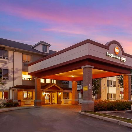 Best Western Plus Burlington Inn & Suites Exterior photo