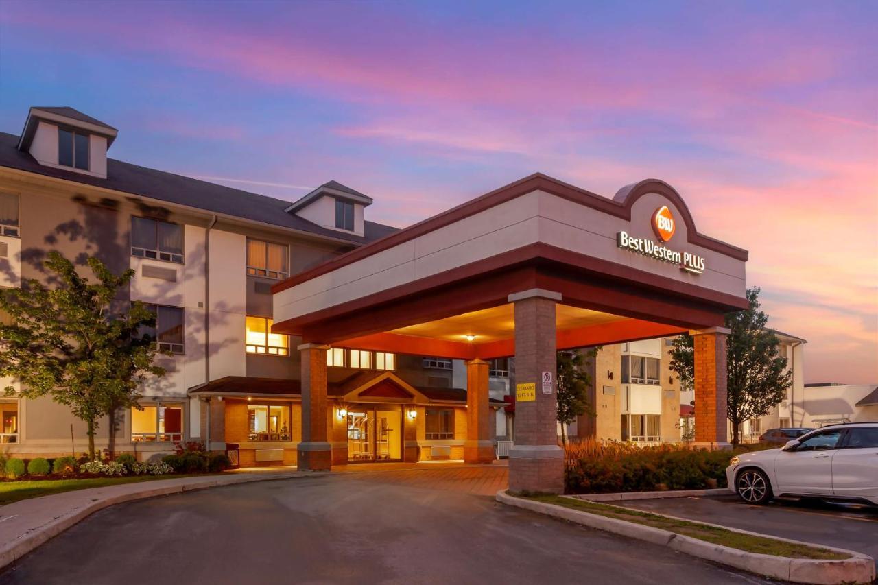 Best Western Plus Burlington Inn & Suites Exterior photo